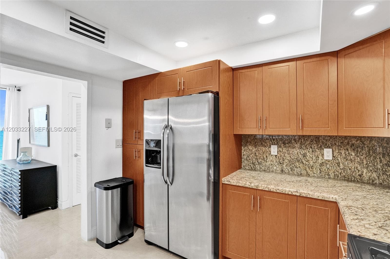 PARKER PLAZA · #821 in Hallandale Beach - Photo 9