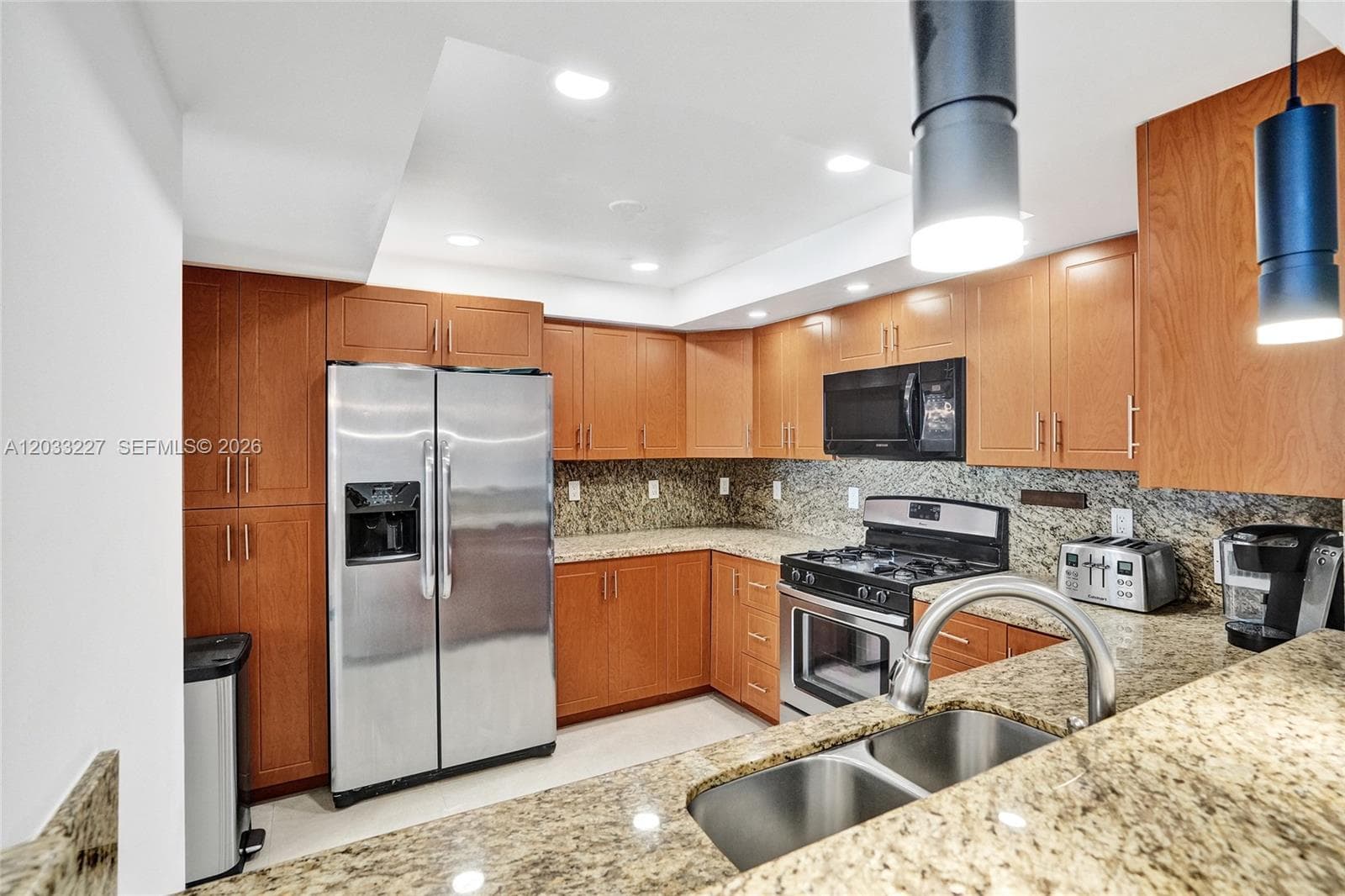 PARKER PLAZA · #821 in Hallandale Beach - Photo 8