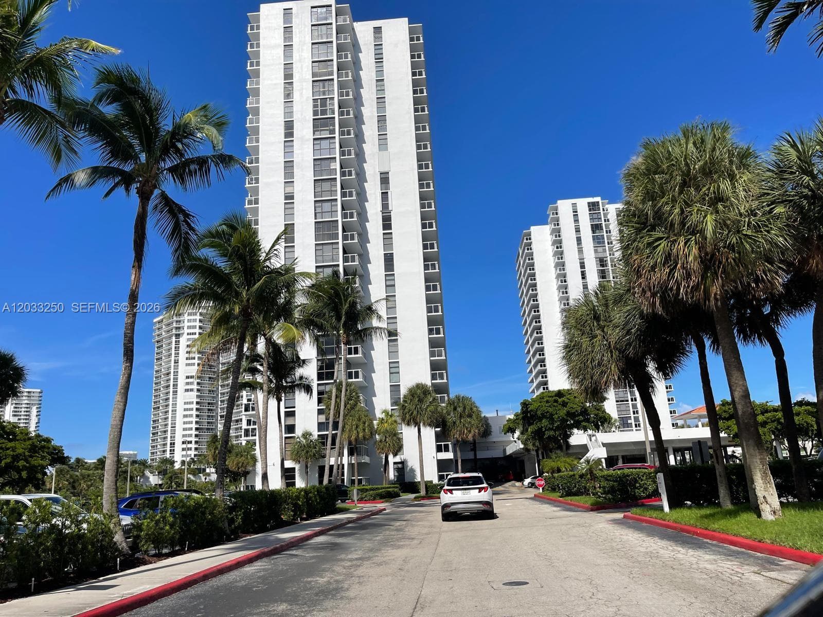 WATERVIEW CONDO · #734 in Aventura - Photo 1