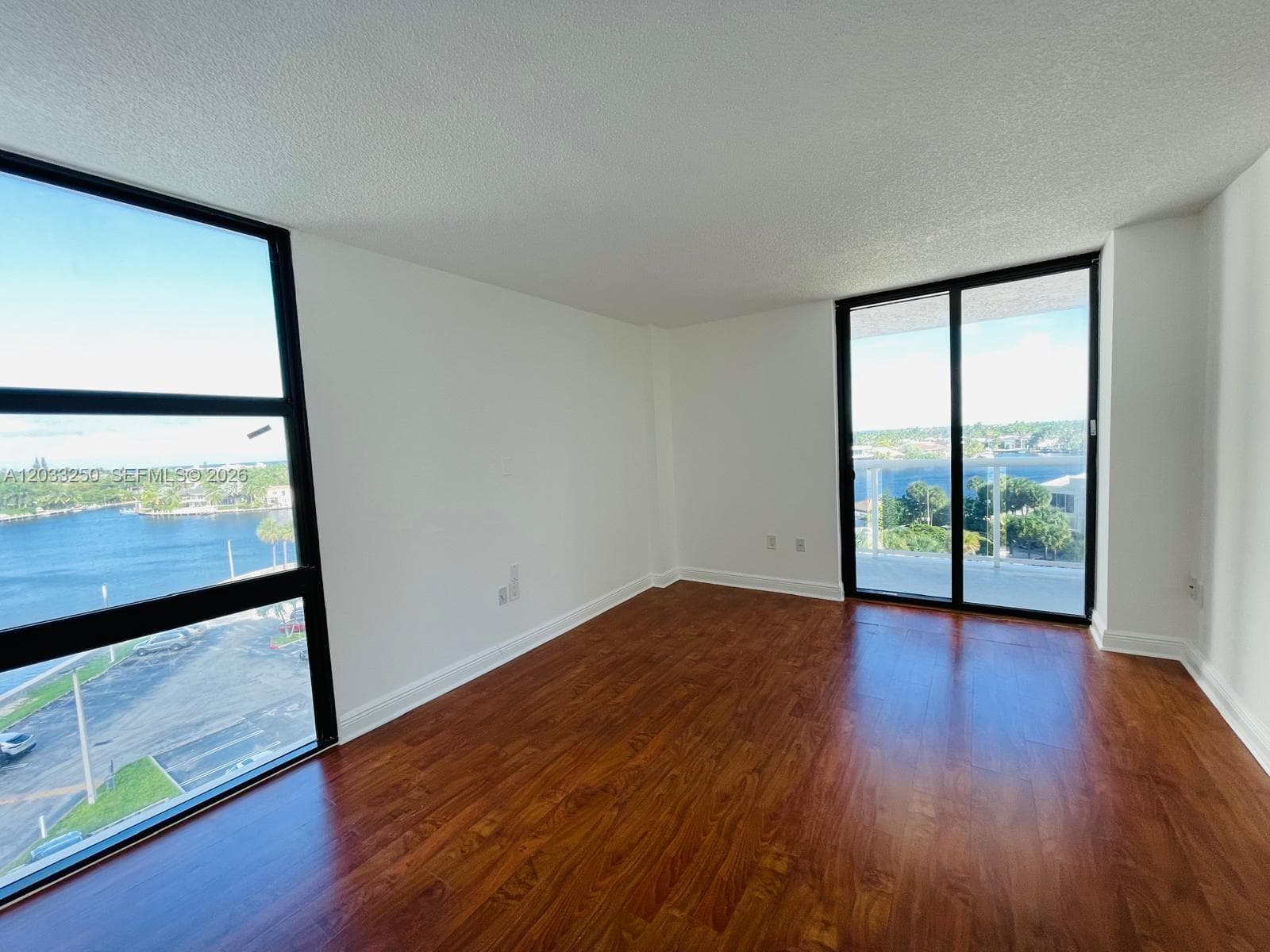 WATERVIEW CONDO · #734 in Aventura - Photo 5