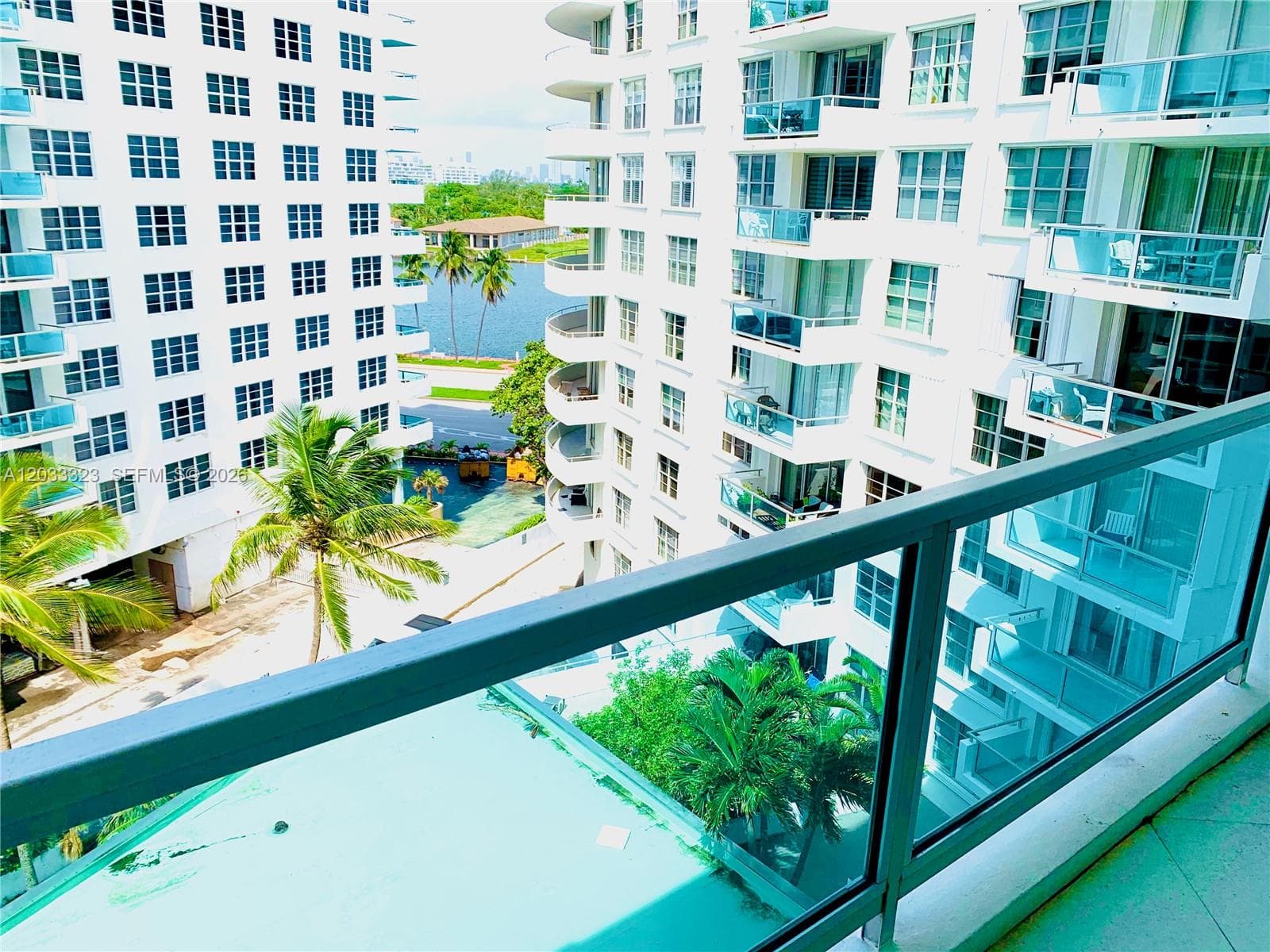 Seacoast 5151 · #828 in Miami Beach - Photo 2