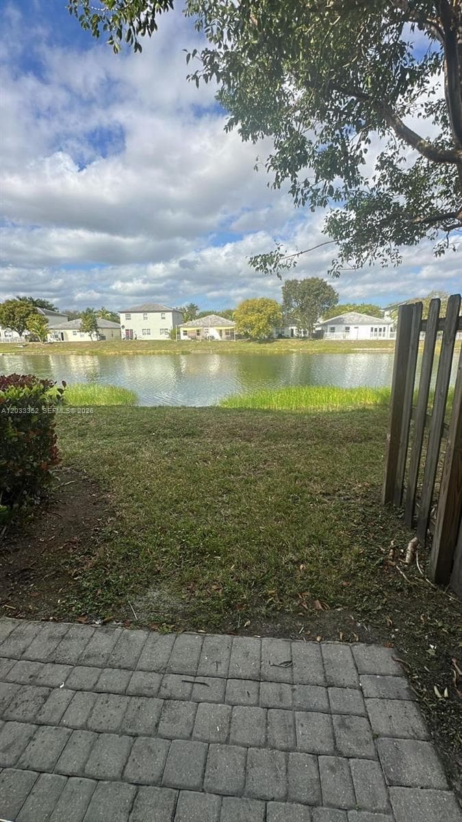 2819 SE 1st Dr #9 photo 1
