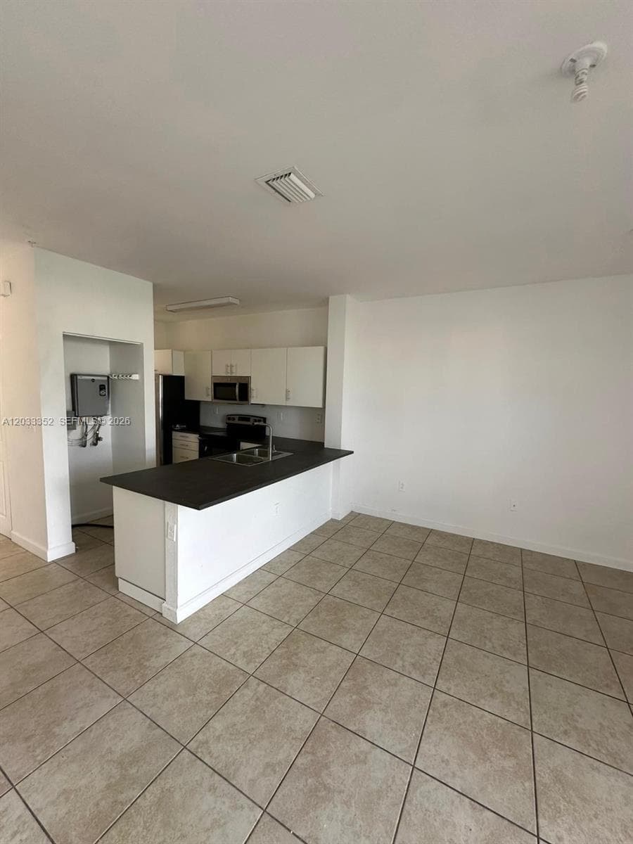 2819 SE 1st Dr #9 photo 5