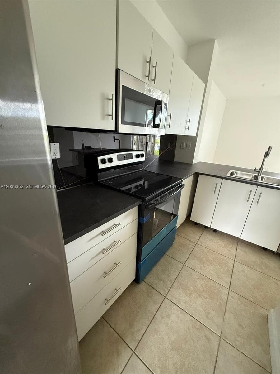 2819 SE 1st Dr #9 photo 21