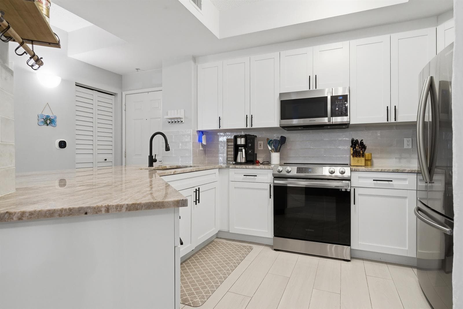 780-S-SAPODILLA-AVE-APT-104-33401-006