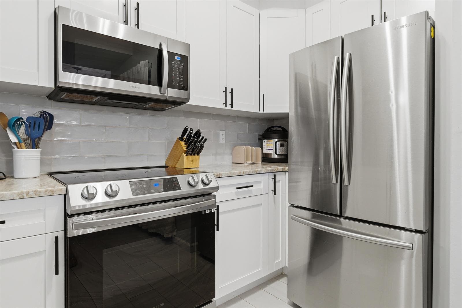 780-S-SAPODILLA-AVE-APT-104-33401-008