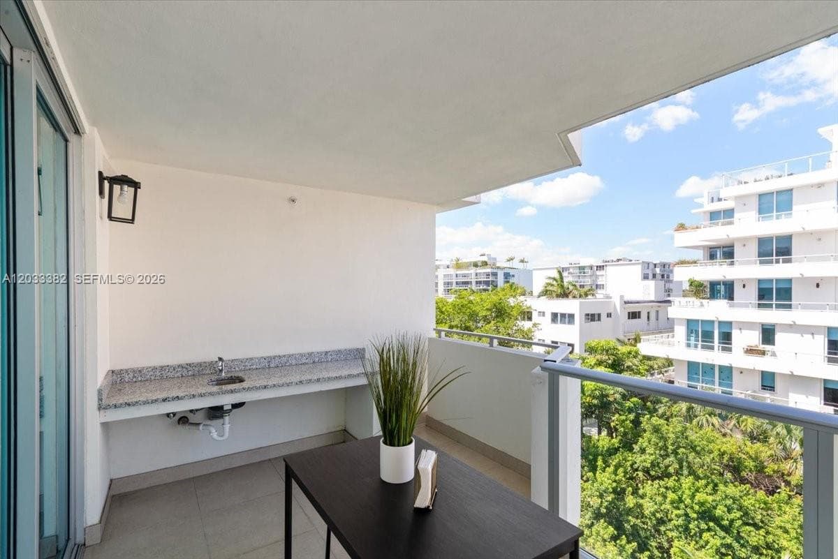 ONE BAY HARBOR CONDO · #502 in Bay Harbor Islands - Photo 42