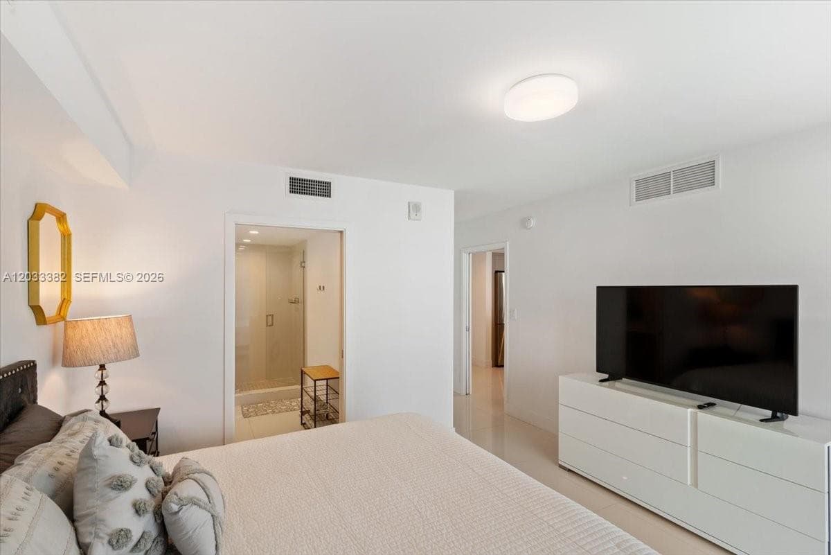 ONE BAY HARBOR CONDO · #502 in Bay Harbor Islands - Photo 20