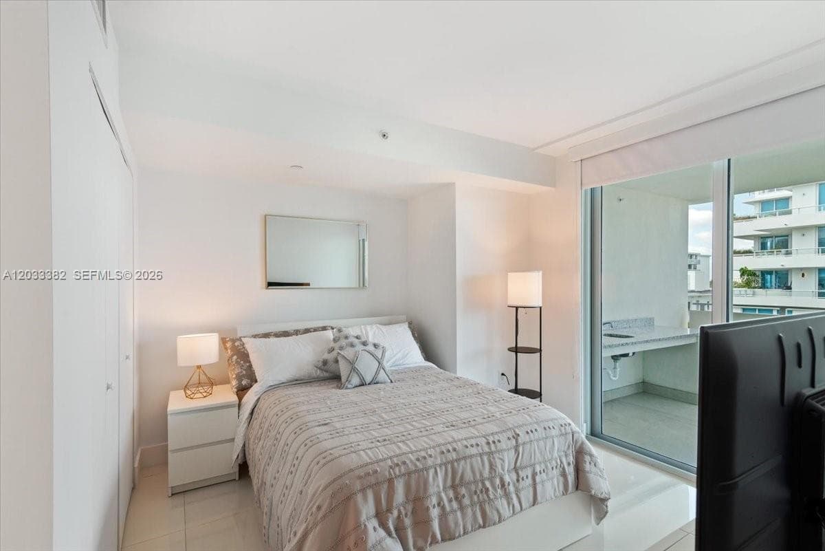 ONE BAY HARBOR CONDO · #502 in Bay Harbor Islands - Photo 24