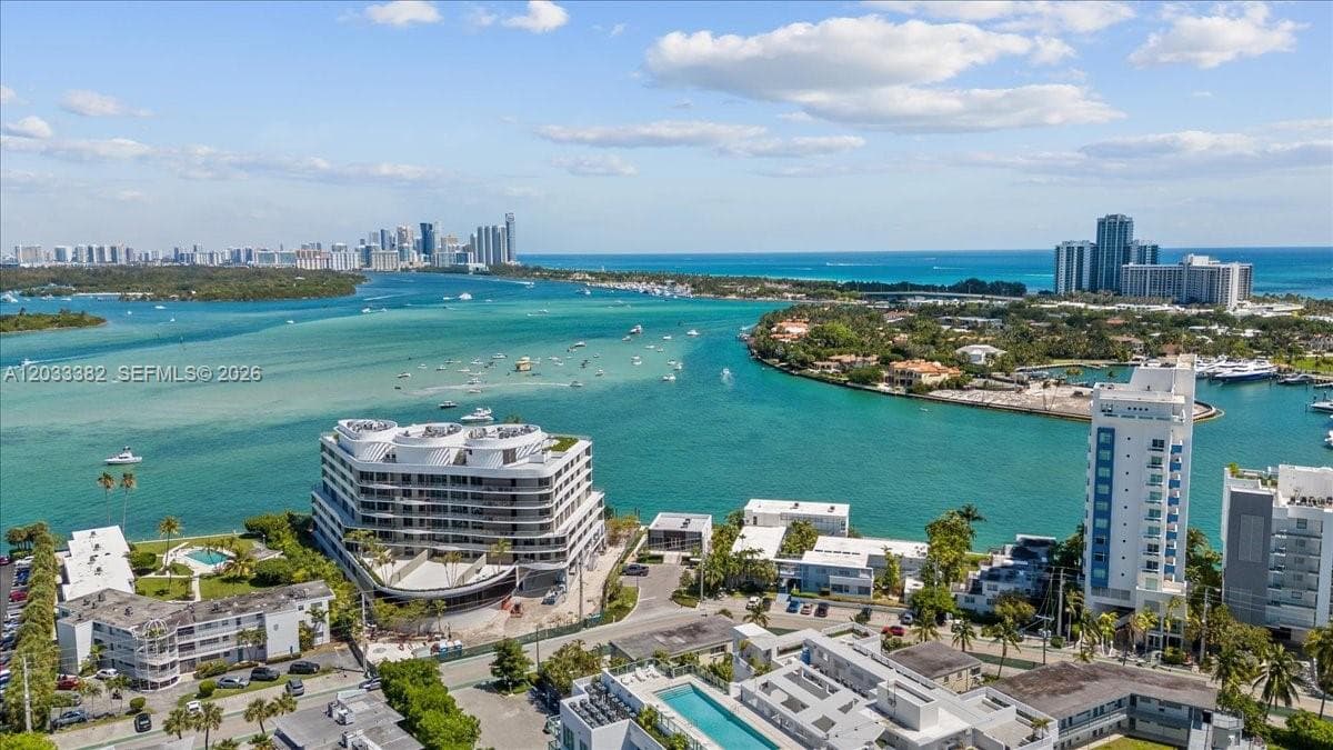 ONE BAY HARBOR CONDO · #502 in Bay Harbor Islands - Photo 10