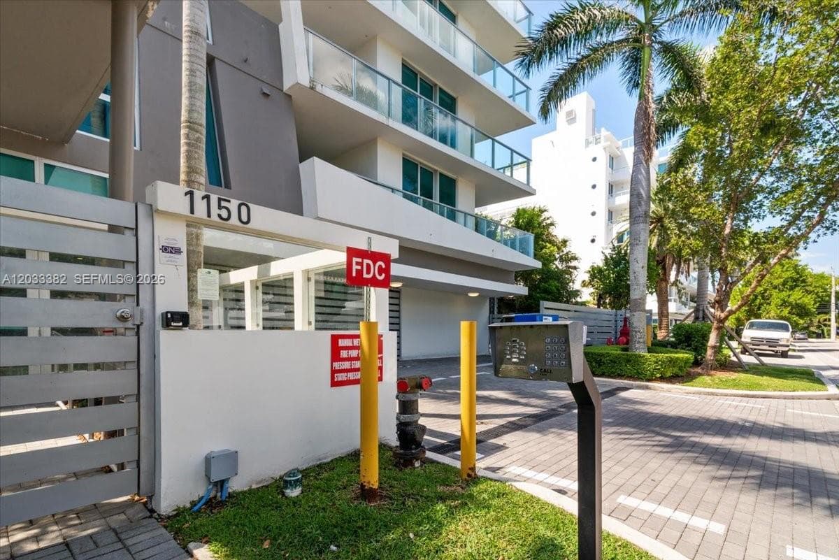ONE BAY HARBOR CONDO · #502 in Bay Harbor Islands - Photo 50