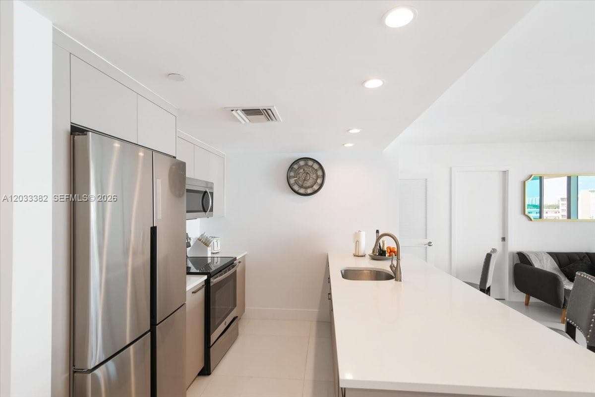 ONE BAY HARBOR CONDO · #502 in Bay Harbor Islands - Photo 29