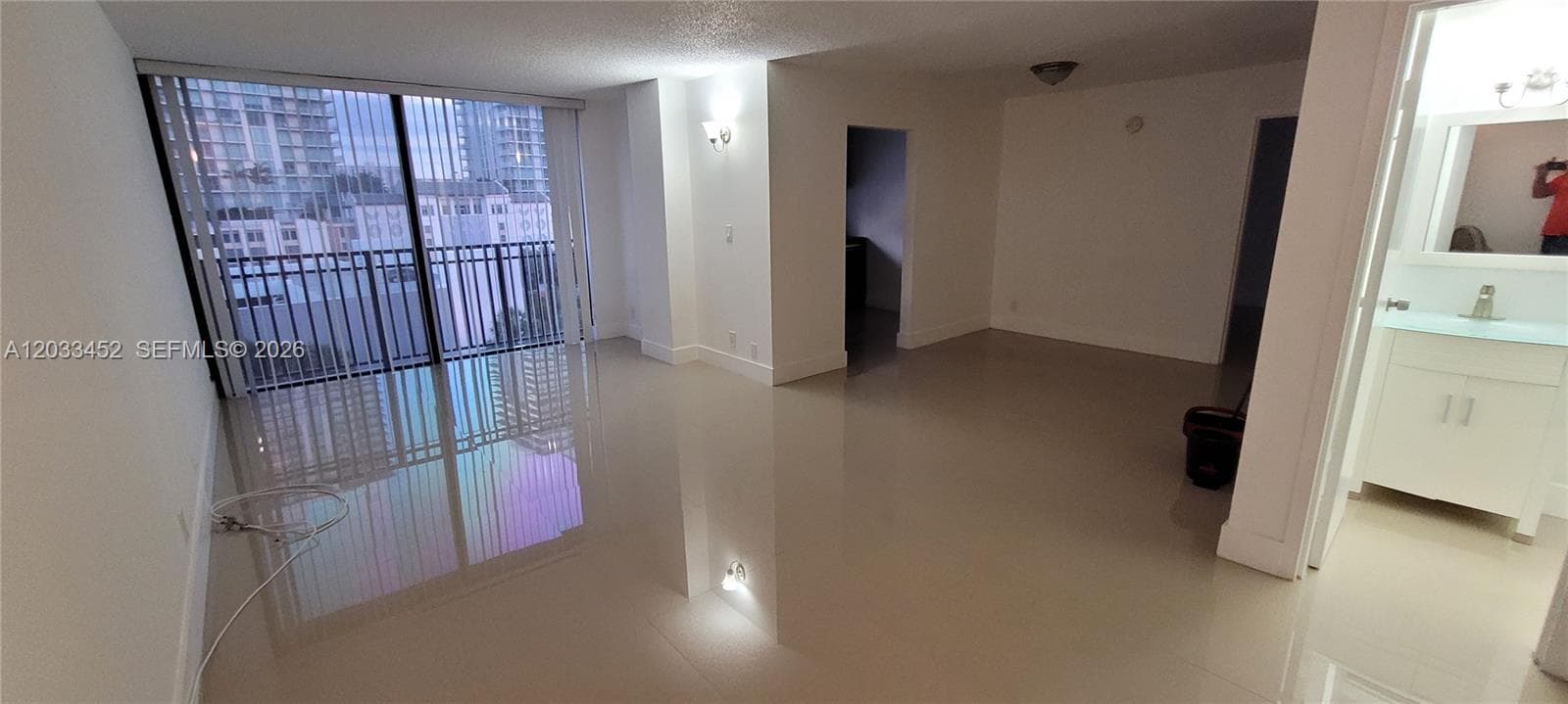 Plaza Of The Americas · #815 in Sunny Isles Beach - Photo 3