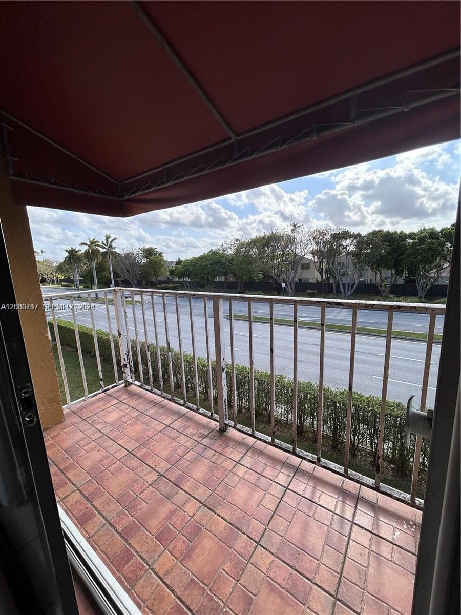 THE COURTS AT KENDALL CON · #I-305 in Miami - Photo 12