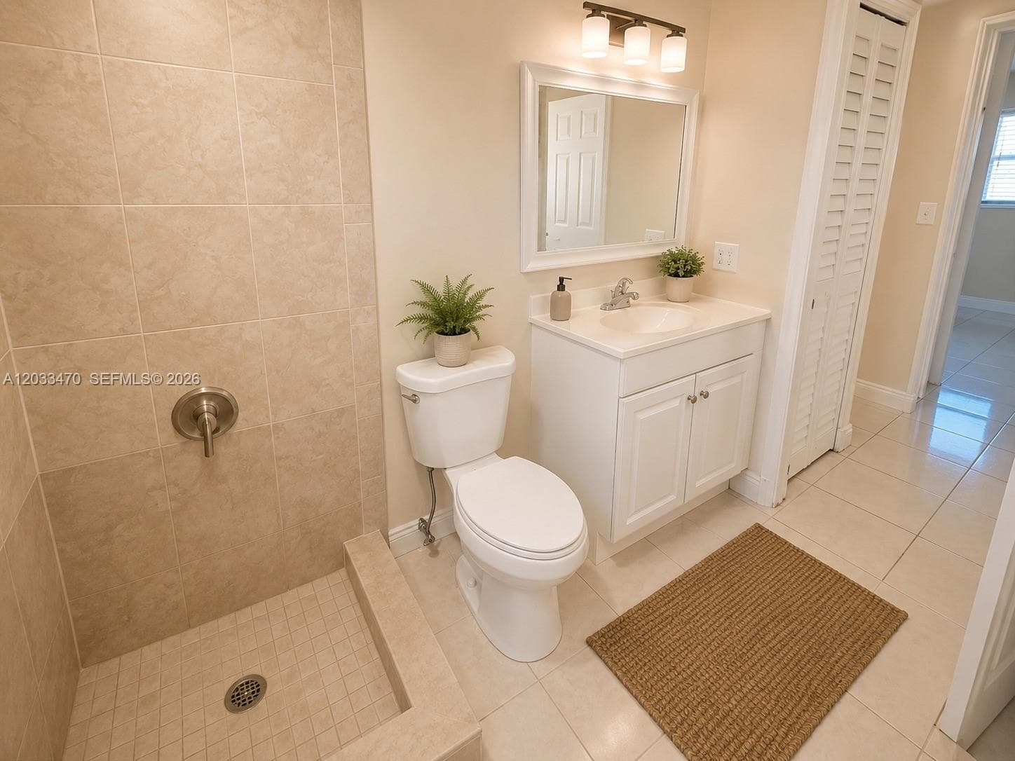 LAS VILLAS SEGOVIA CONDO · #18 in Hialeah - Photo 5