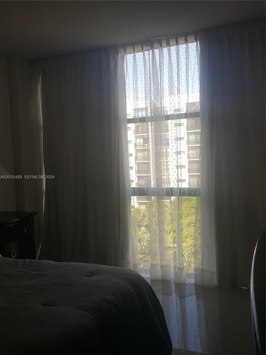 Plaza of The americas · #608 in Sunny Isles Beach - Photo 10