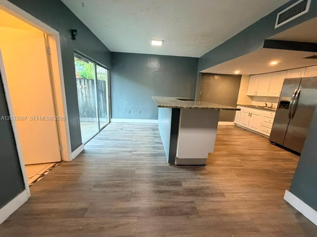274 NE 141st St #3C photo 6