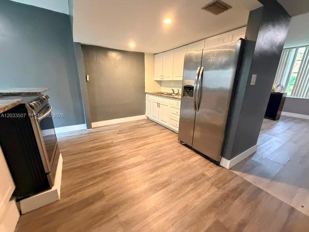 274 NE 141st St #3C photo 5