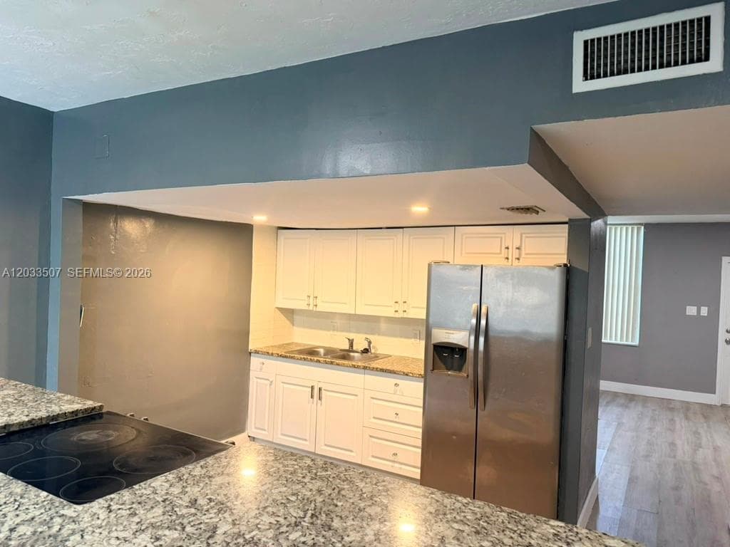 274 NE 141st St #3C photo 8
