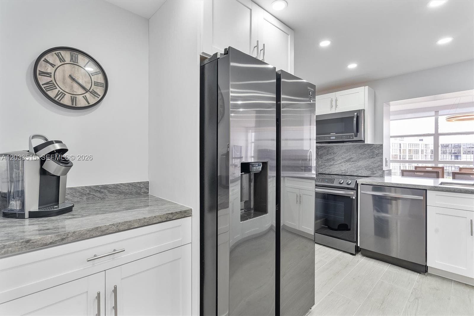 TOWERS OF OCEANVIEW SOUTH · #815 in Hallandale Beach - Photo 17