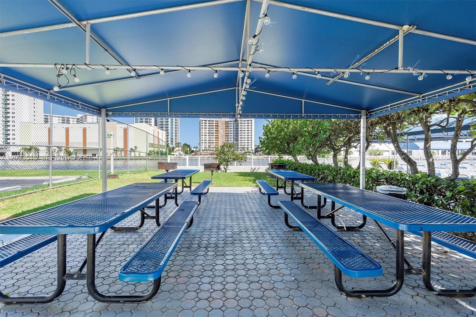 TOWERS OF OCEANVIEW SOUTH · #815 in Hallandale Beach - Photo 44