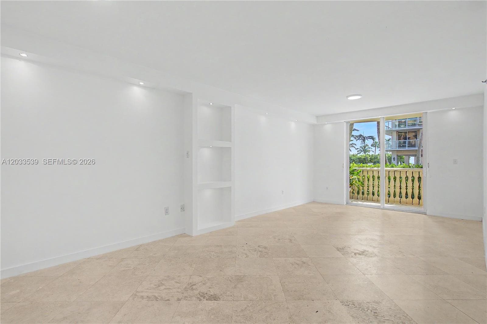 SURFSIDE PALMS CONDO · #115 in Surfside - Photo 3