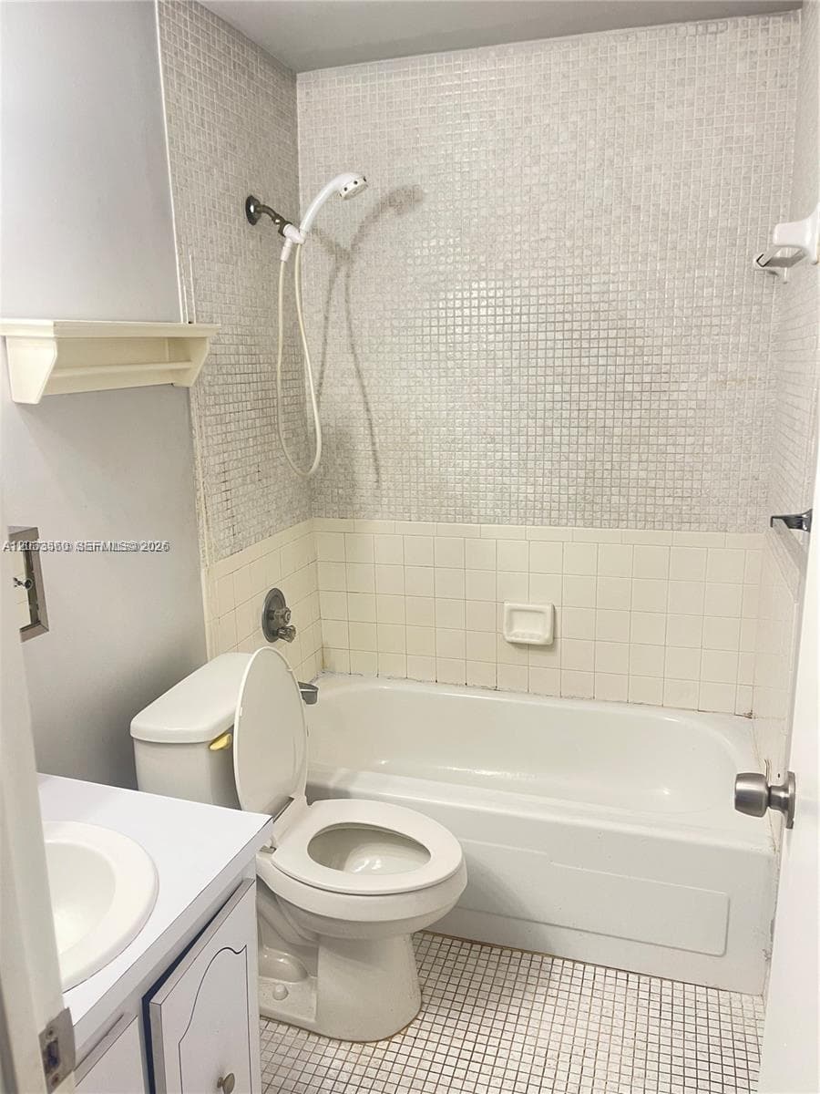 KENDALL ACRES CONDO BLDG · #N5 in Miami - Photo 2