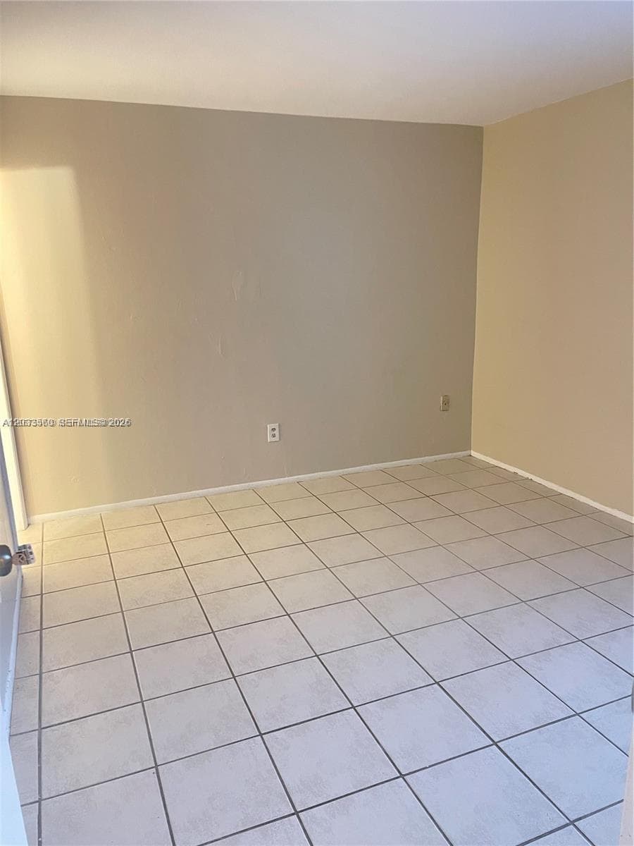 KENDALL ACRES CONDO BLDG · #N5 in Miami - Photo 3