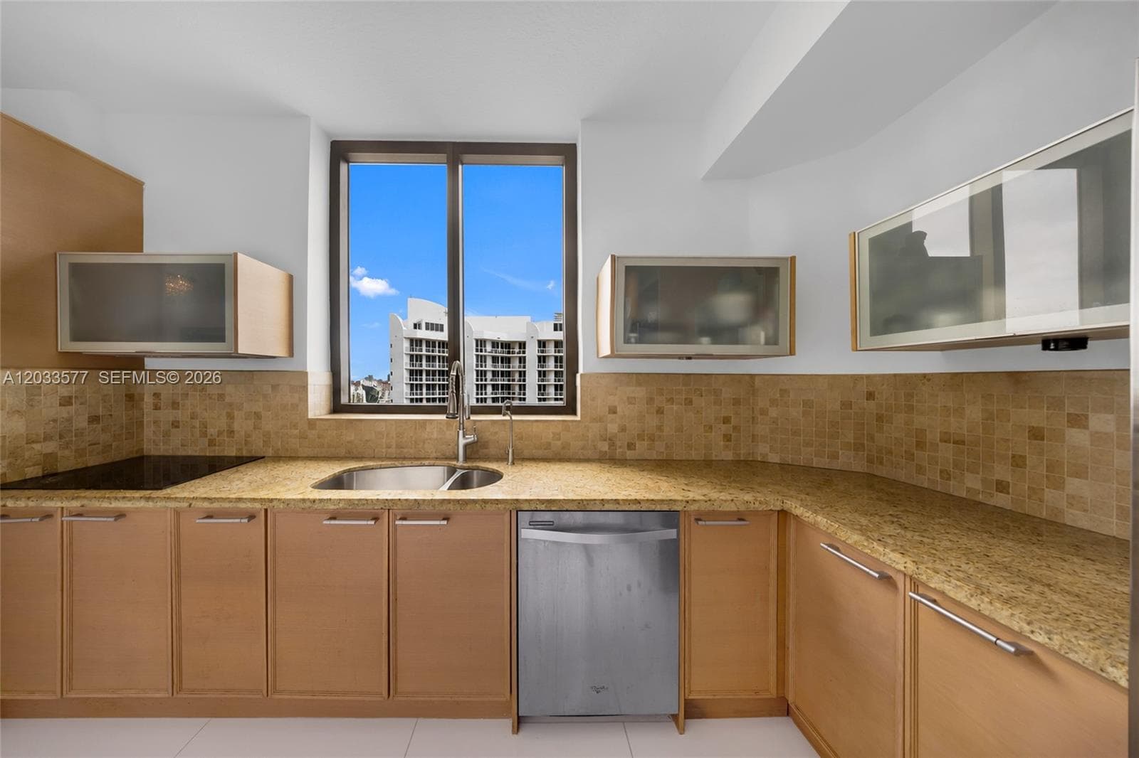 Sayan · #2502 in Sunny Isles Beach - Photo 31