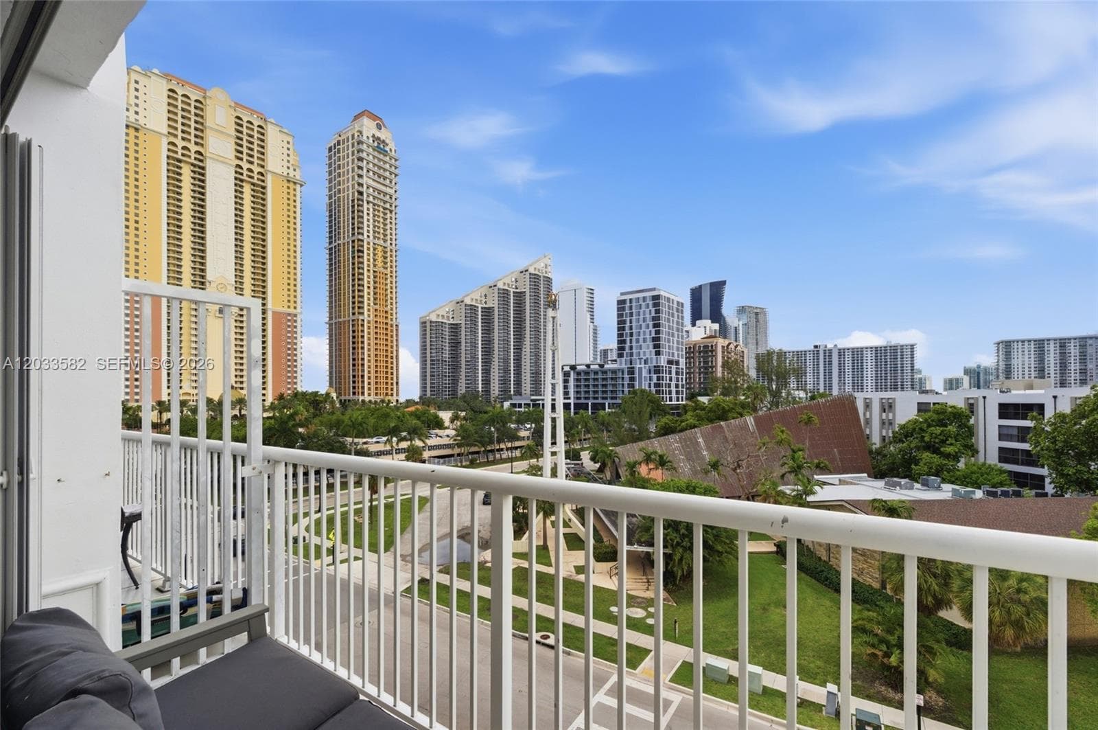 TOWNE ROYALE CONDO · #PH3 in Sunny Isles Beach - Photo 24