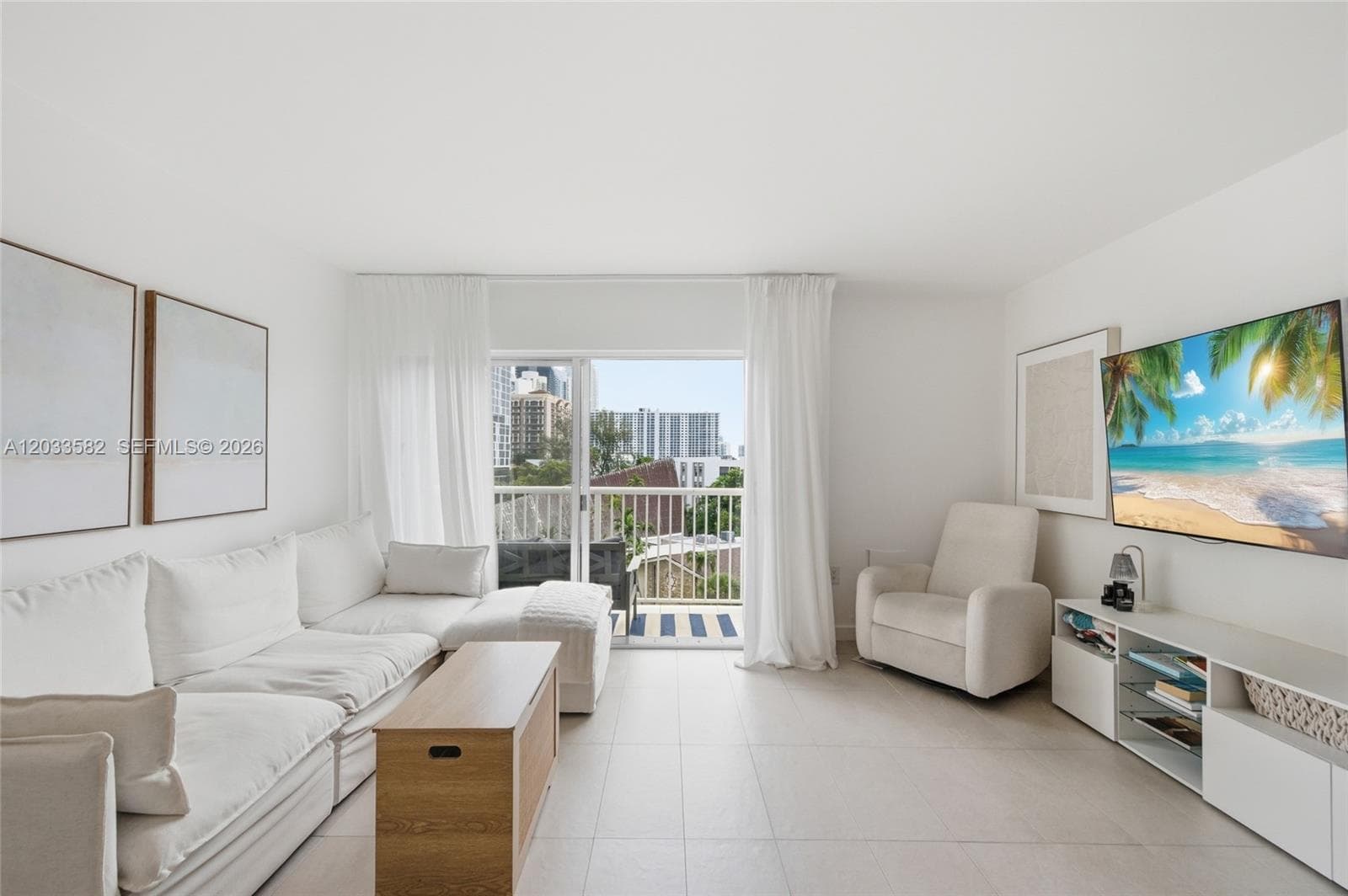 TOWNE ROYALE CONDO · #PH3 in Sunny Isles Beach - Photo 11