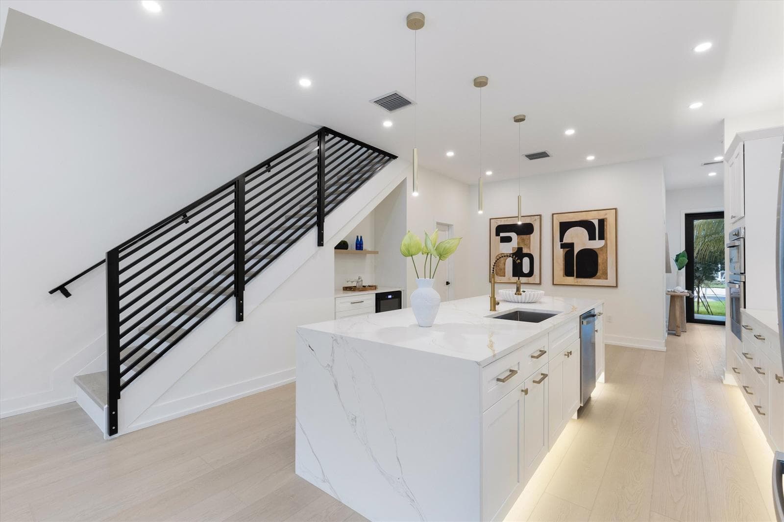 16-509 SW 11th Street Ft. Lauderdale, FL