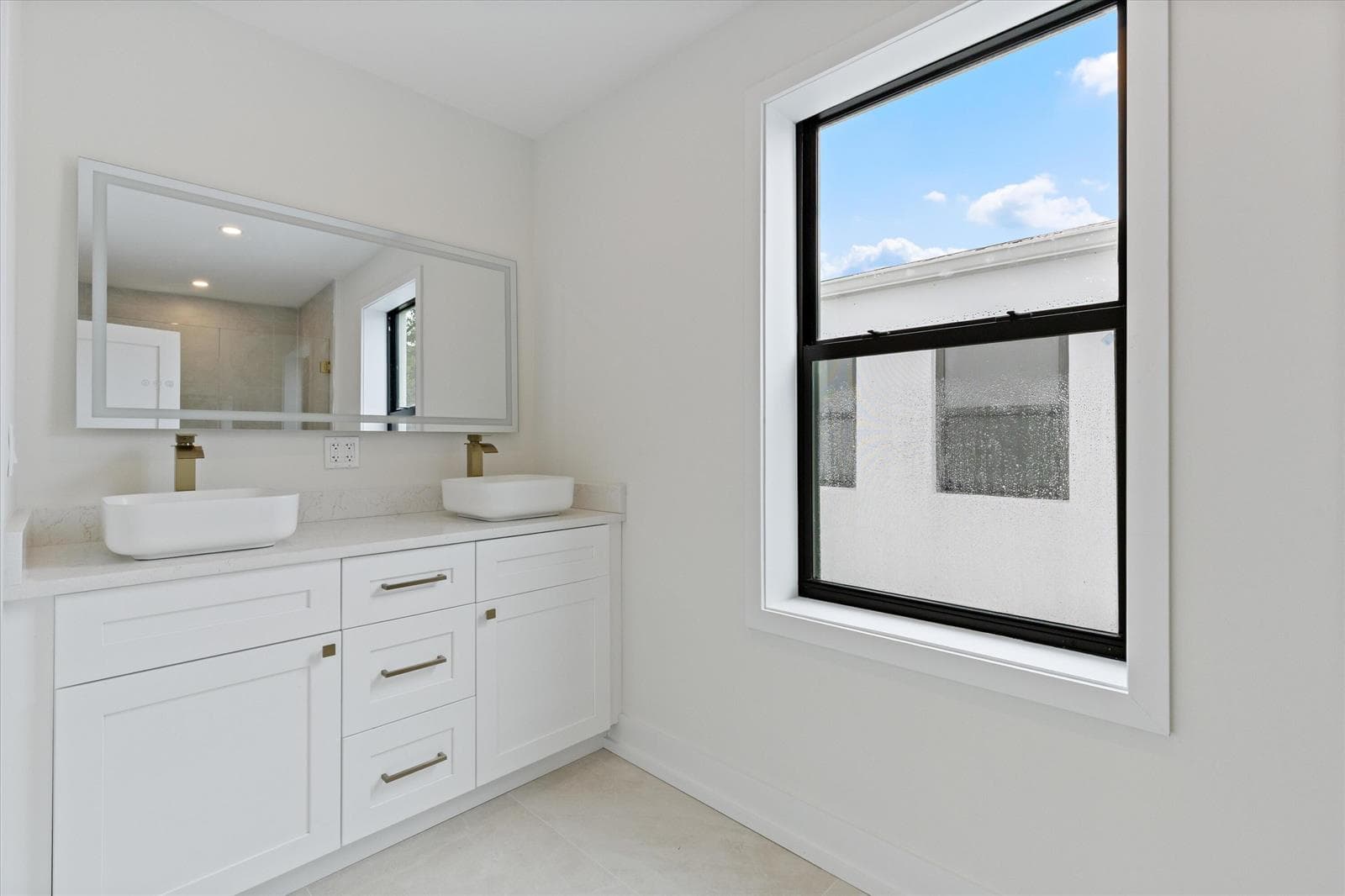 12-509 SW 11th Street Ft. Lauderdale, FL