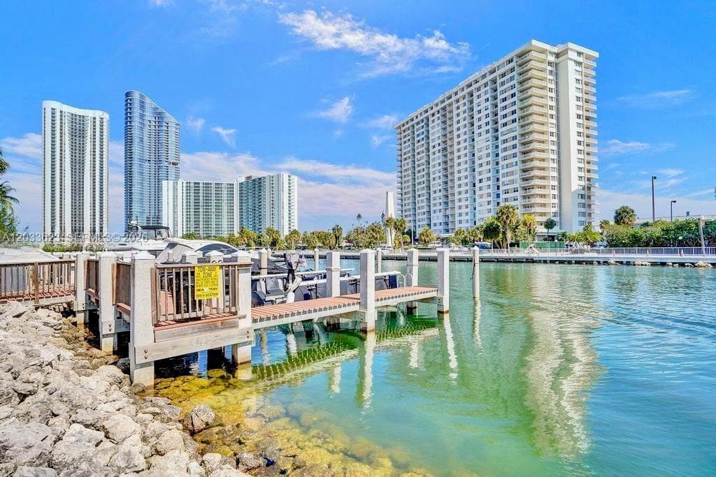 COASTAL TOWERS · #928 in Sunny Isles Beach - Photo 39