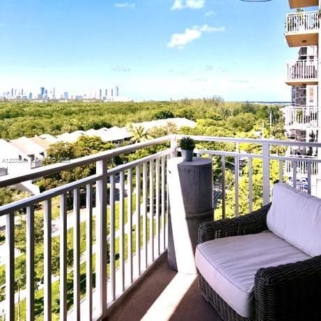 WATERSIDE TOWERS CONDO · #704 in North Miami - Photo 7