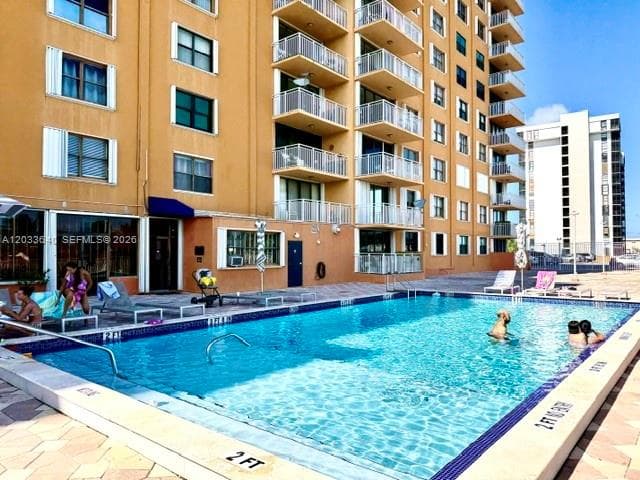 WATERSIDE TOWERS CONDO · #704 in North Miami - Photo 1