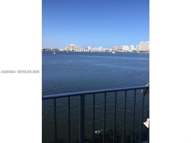 Reef · #4C in North Miami Beach - Photo 3