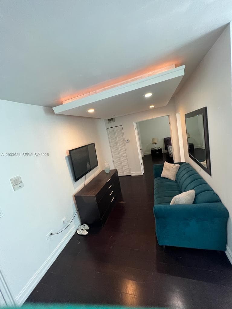 SOBE PHOENIX CONDO · #107 in Miami Beach - Photo 6