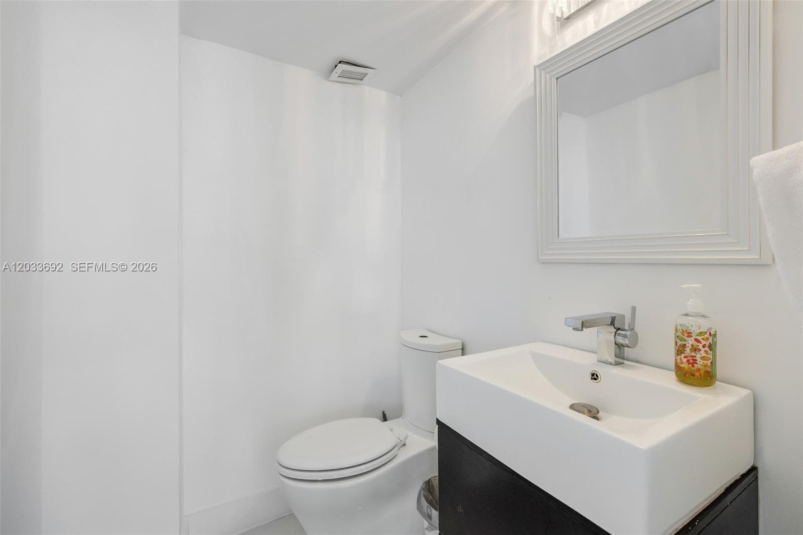 9500 OCEANS CONDO · #1211 in Surfside - Photo 7