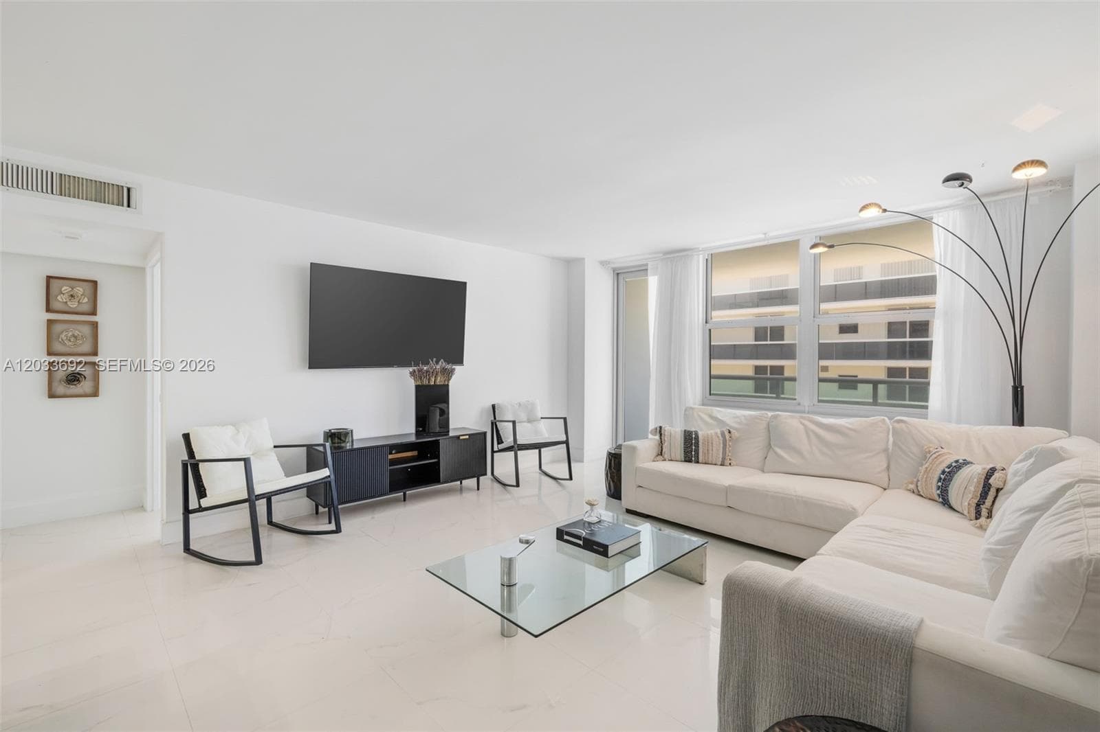 9500 OCEANS CONDO · #1211 in Surfside - Photo 3