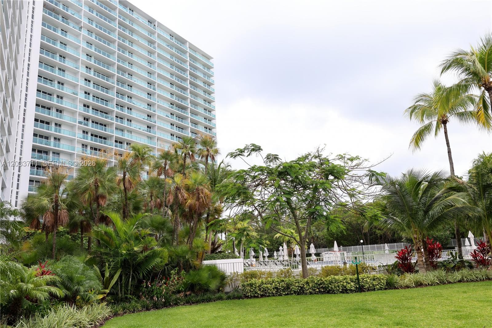 ARLEN HOUSE EAST · #527 in Sunny Isles Beach - Photo 92