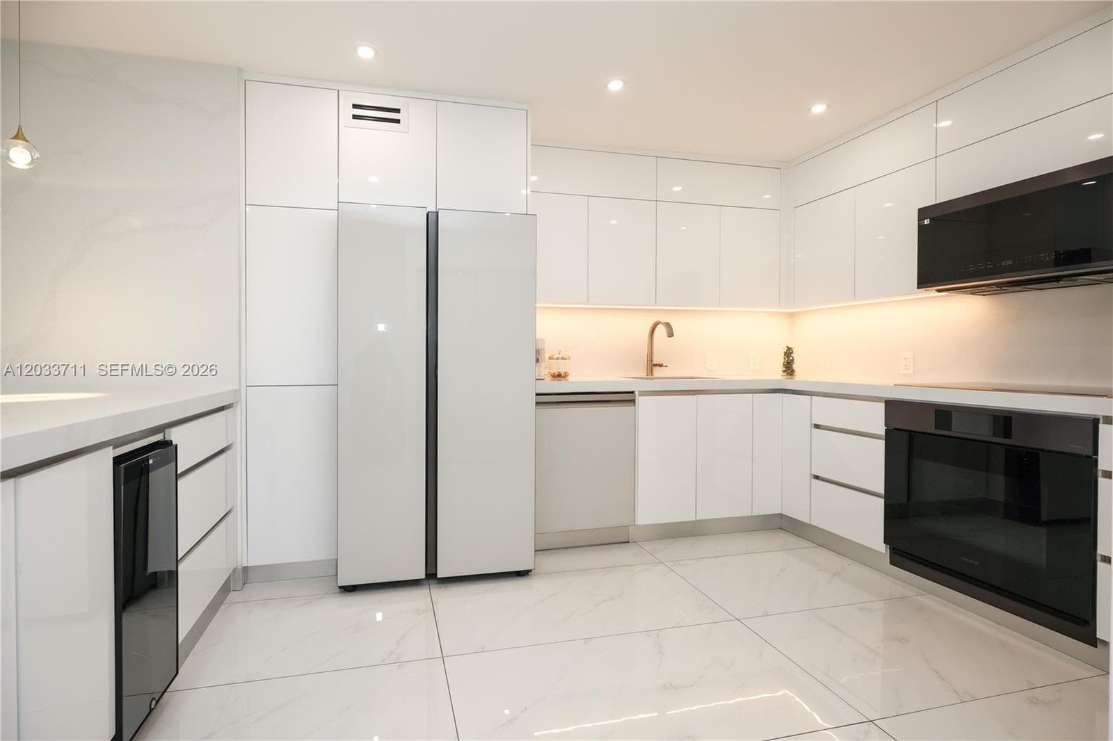 ARLEN HOUSE EAST · #527 in Sunny Isles Beach - Photo 18