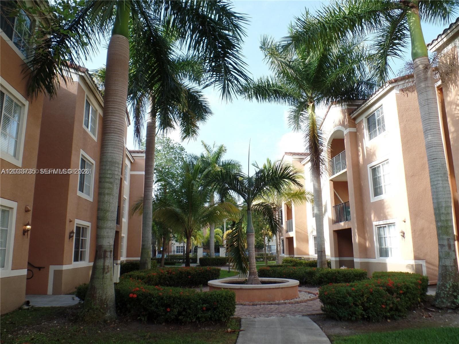 GABLES COURT CONDO · #203 in Miami - Photo 3
