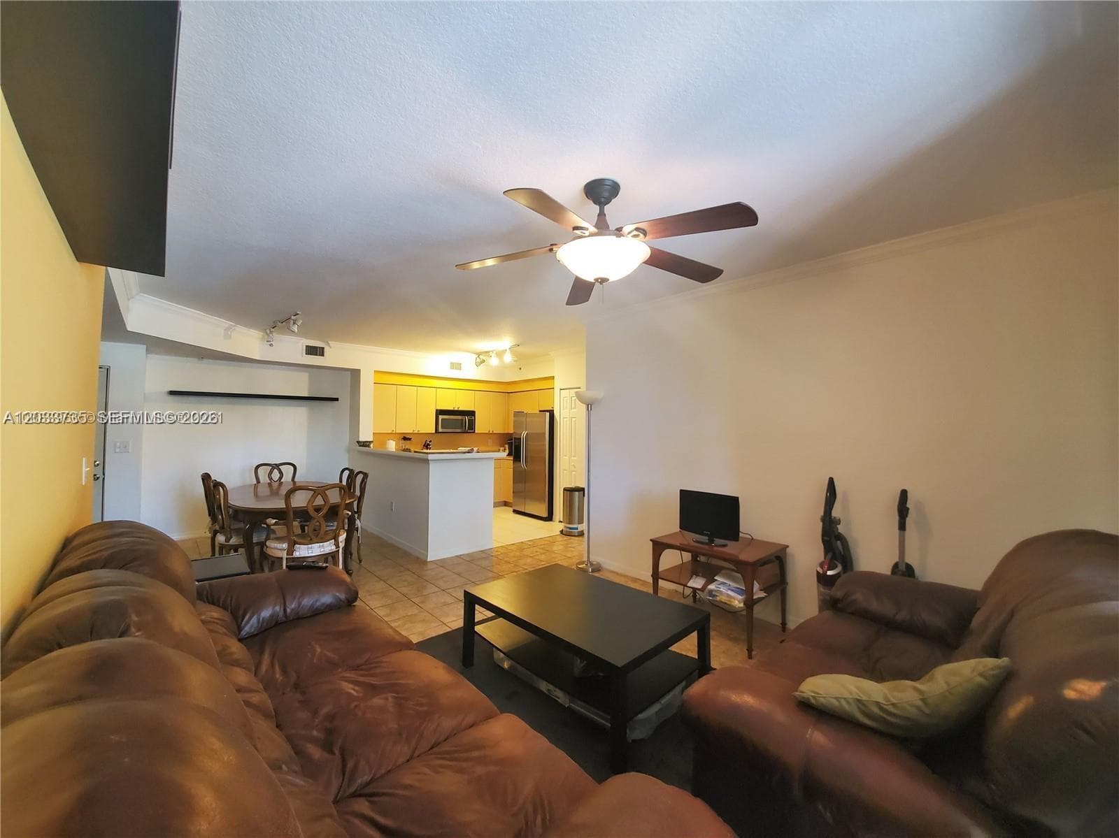 GABLES COURT CONDO · #203 in Miami - Photo 5