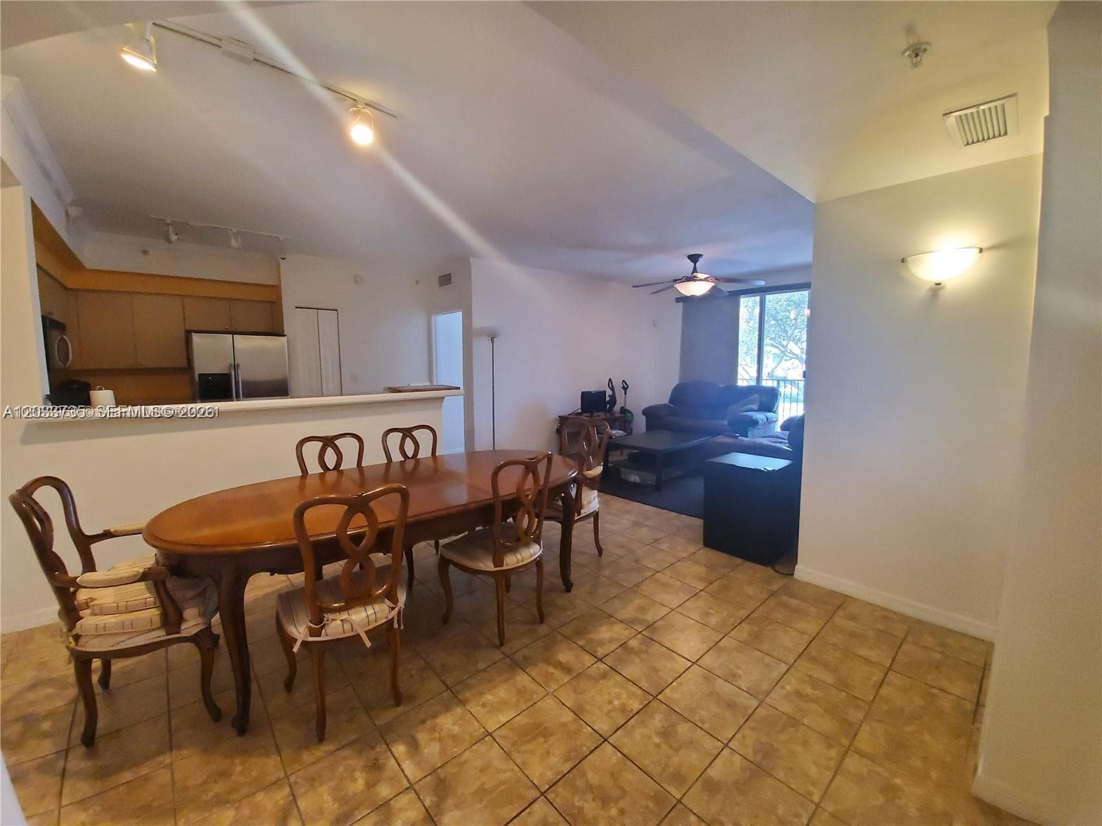 GABLES COURT CONDO · #203 in Miami - Photo 4