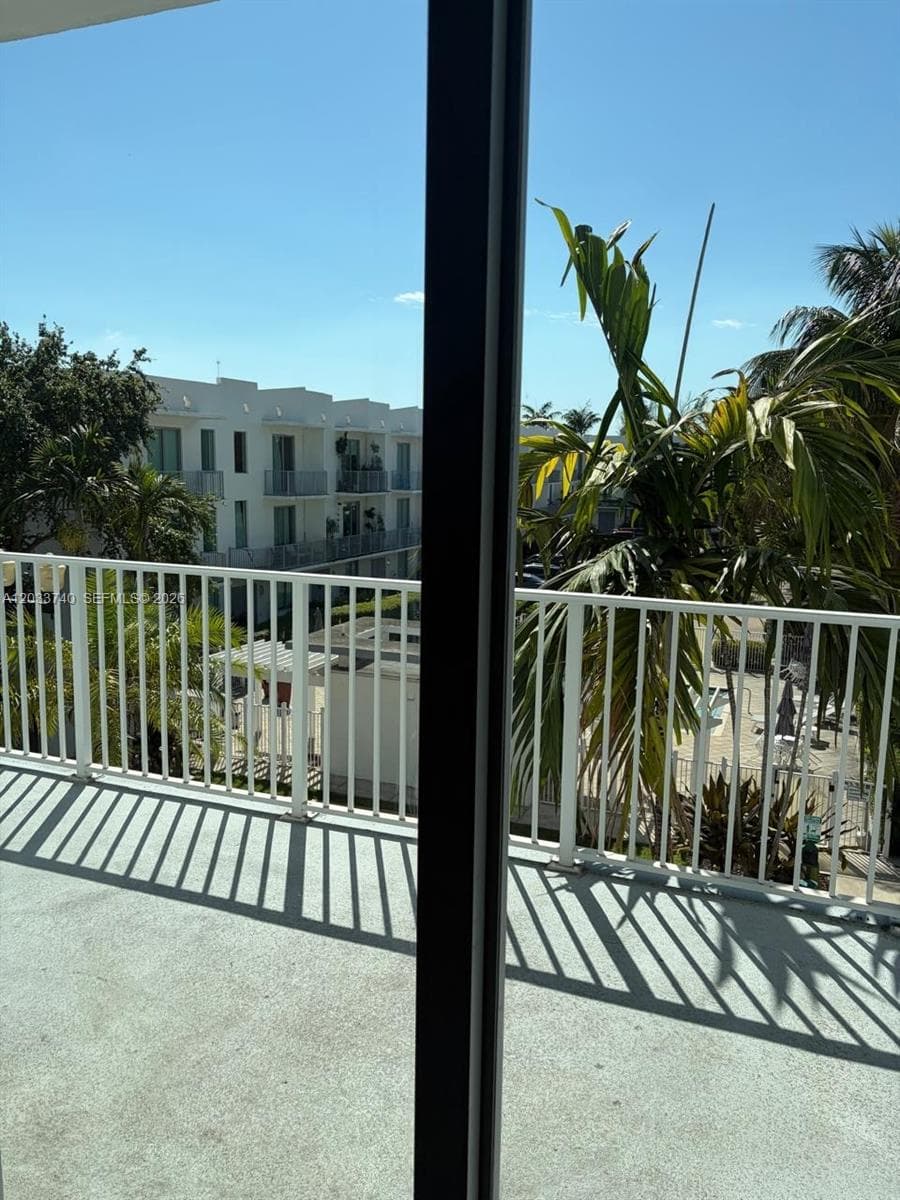 The Lofts at Hollywood St · #322 in Hollywood - Photo 29