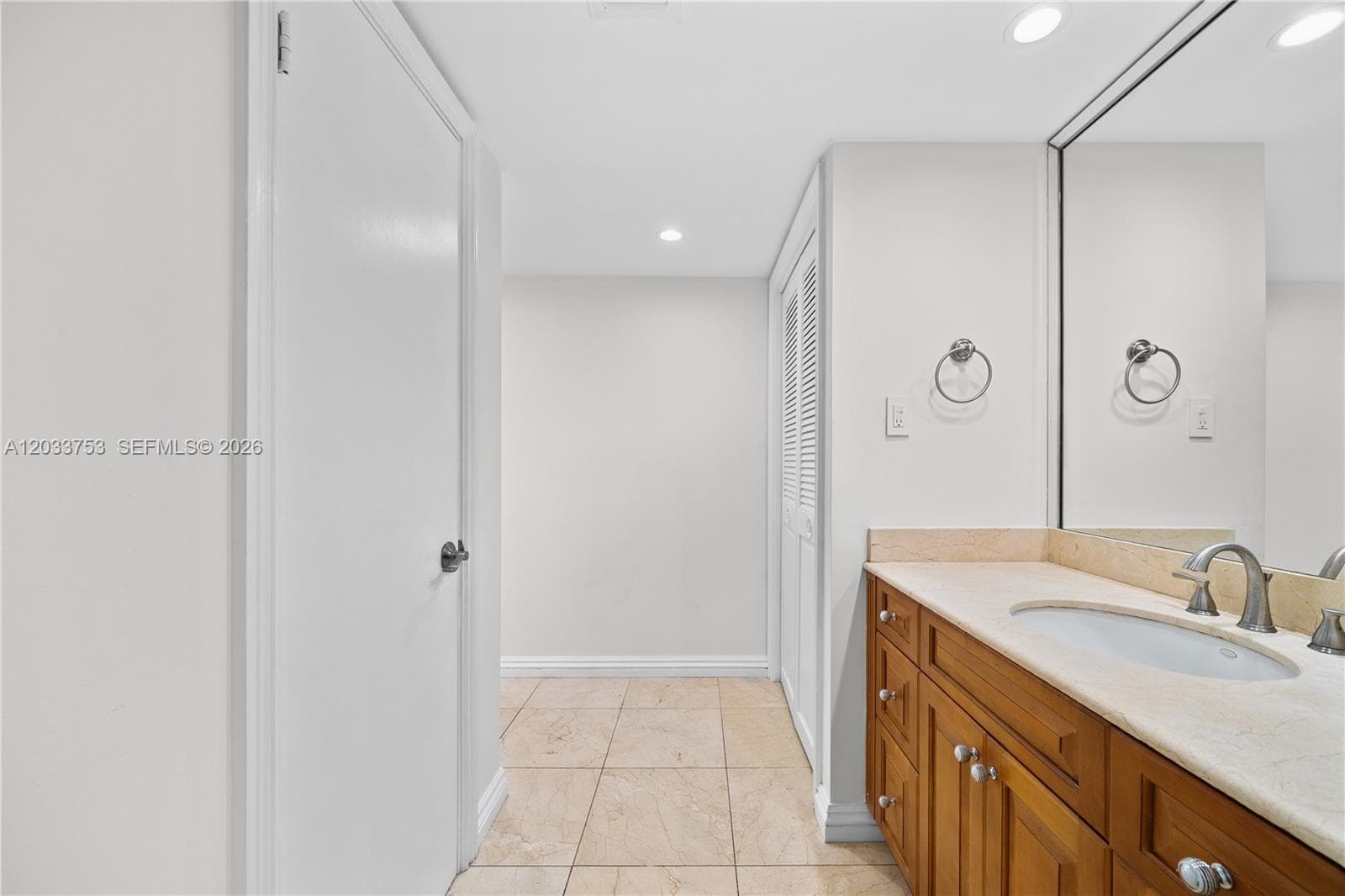 DEL PRADO · #902 in Aventura - Photo 23