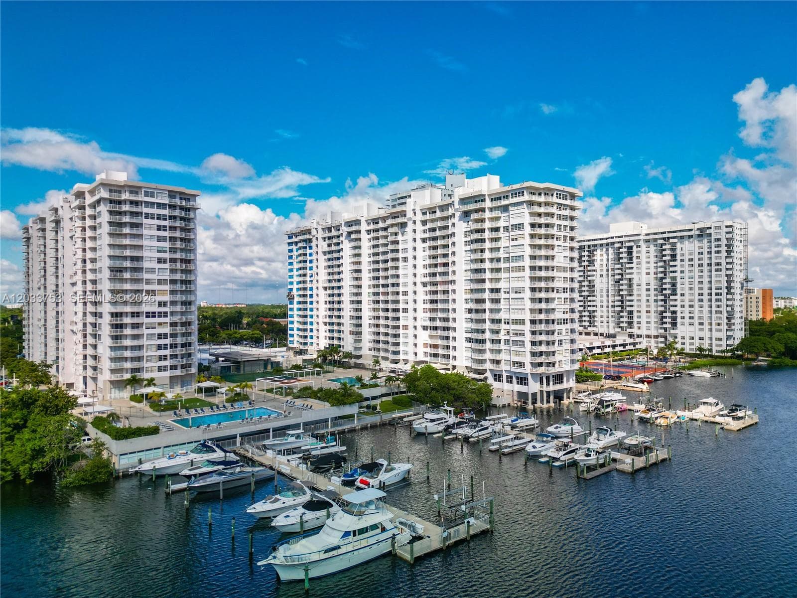 DEL PRADO · #902 in Aventura - Photo 3