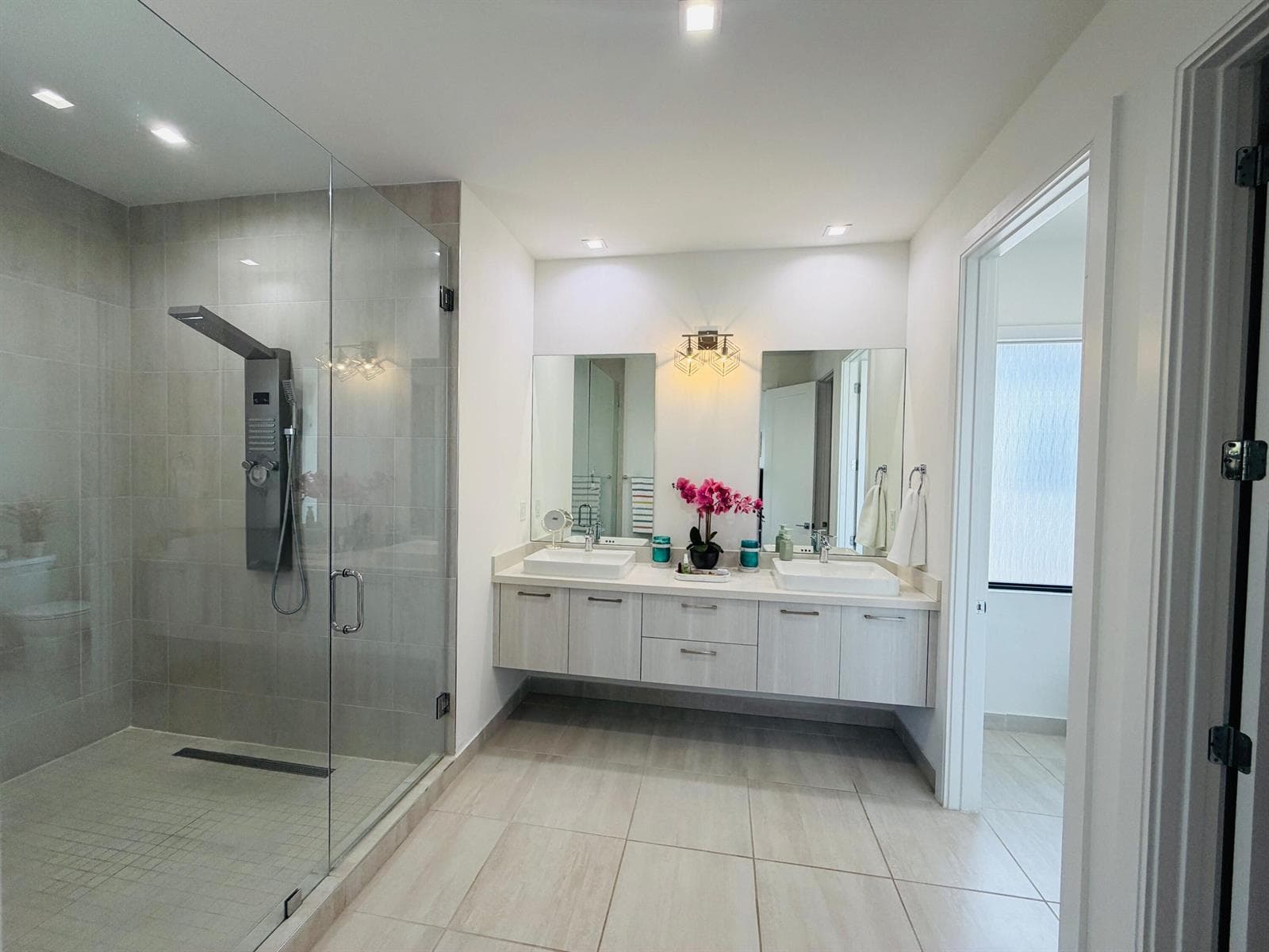 Master Bath 1