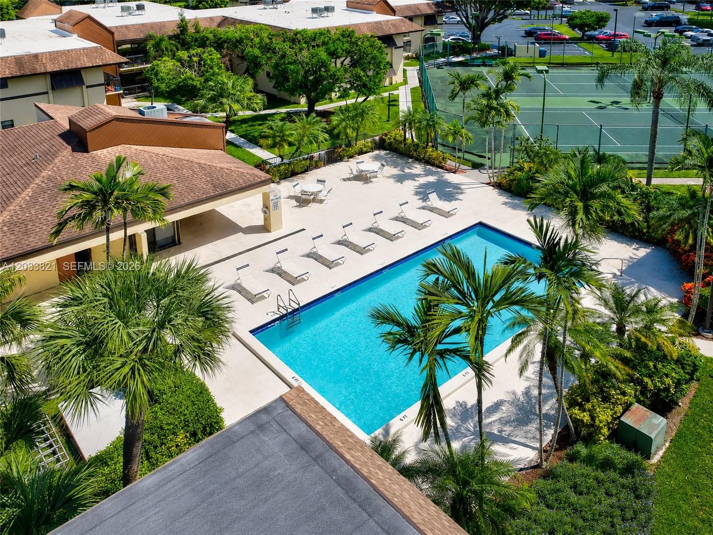 KINGS CREEK WEST CONDO · #823 in Miami - Photo 10